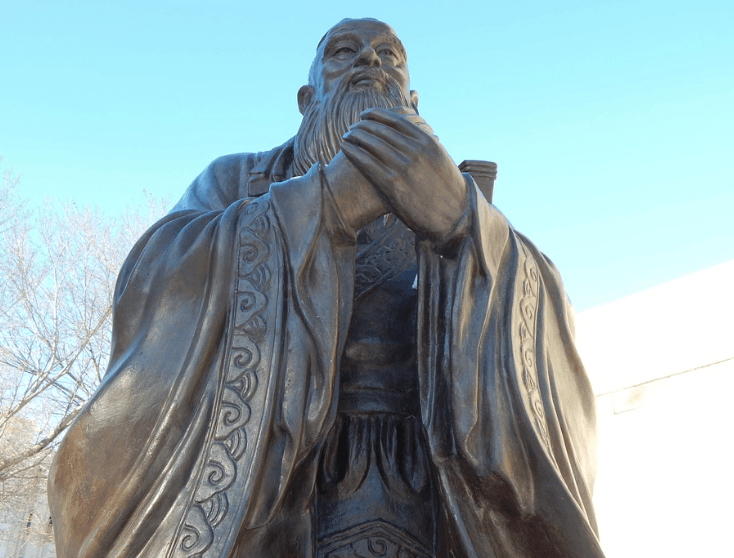 What is the culture of the Chinese?（Full text in Chinese and English）