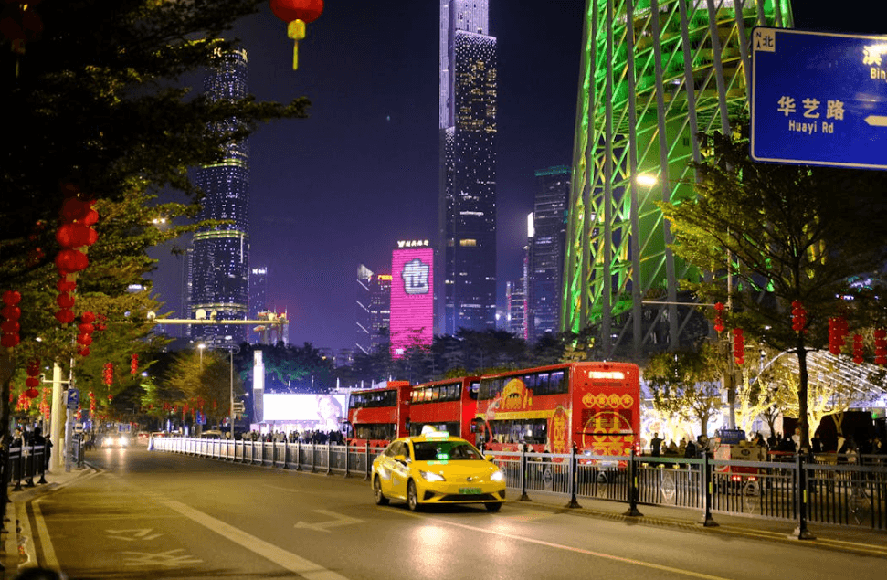 Chinese Festivals: Traditions & Modern Celebrations